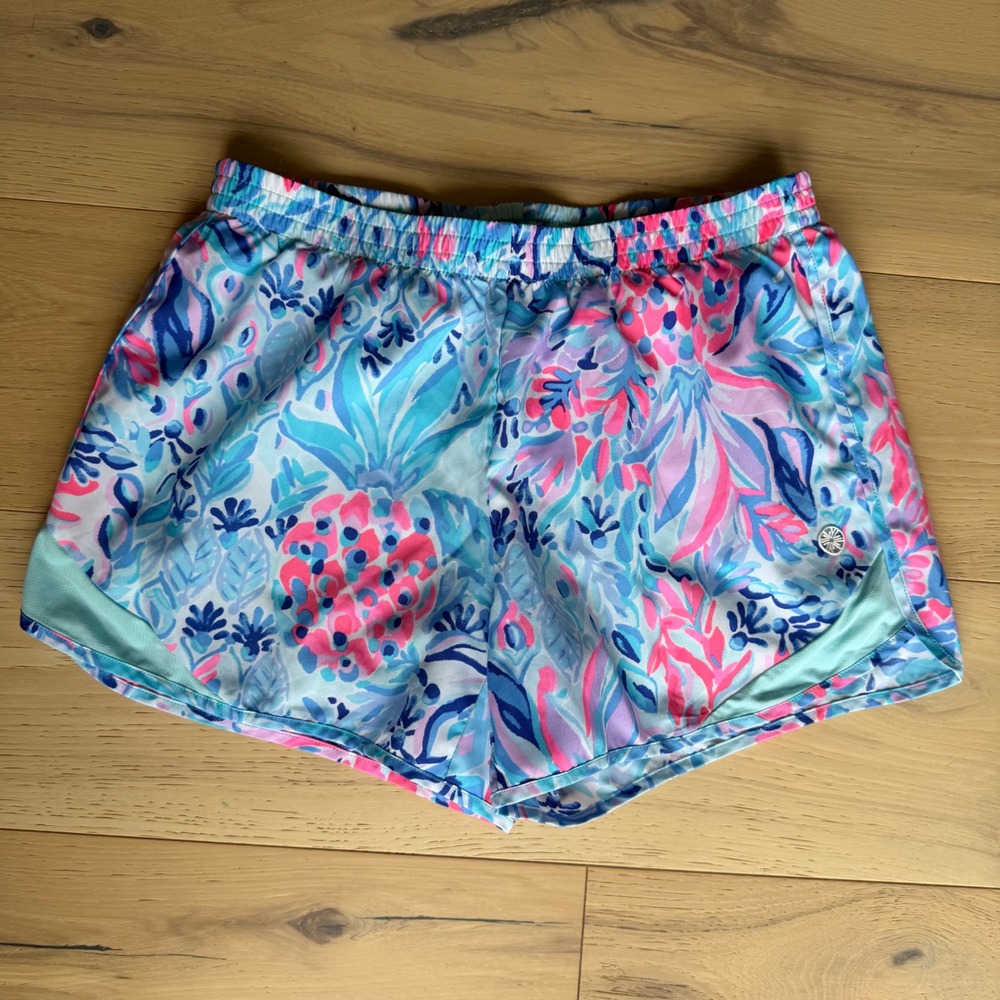 Lilly Pulitzer- Luxletic Ocean Trail Shorts - Size XS